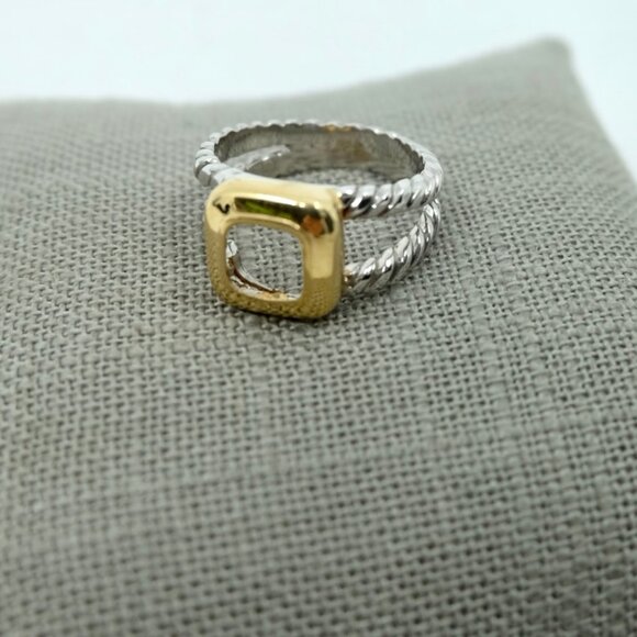 SOLID 14K YELLOW GOLD & WHITE GOLD SPLIT SHANK CABLE RING SIZE 7~5.61 GRAMS - Picture 2 of 7